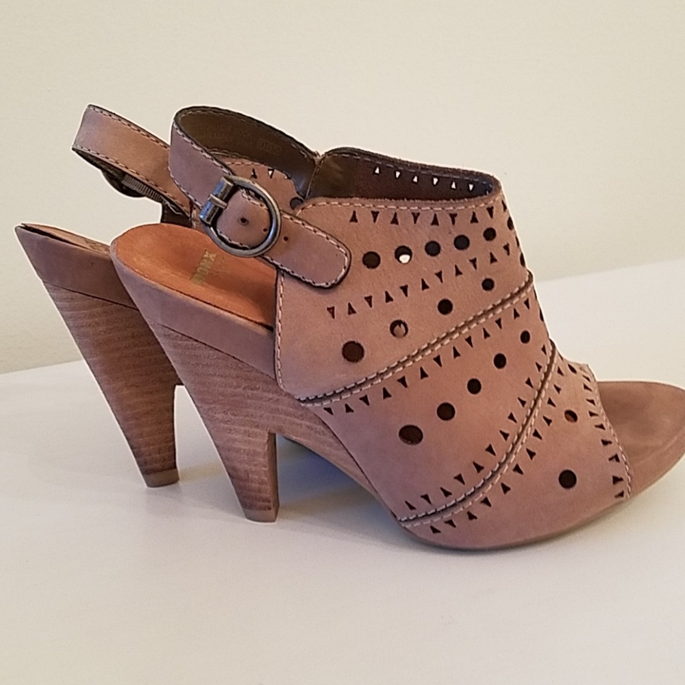 Bronx Heels